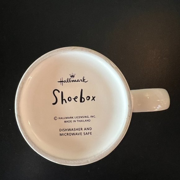 HALLMARK SHOEBOX ~ "A Great Friend Adds Booze!" ~ Best Friend Novelty Mug - Picture 3 of 5